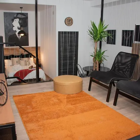 Soraya's Place - Chopin 2 *