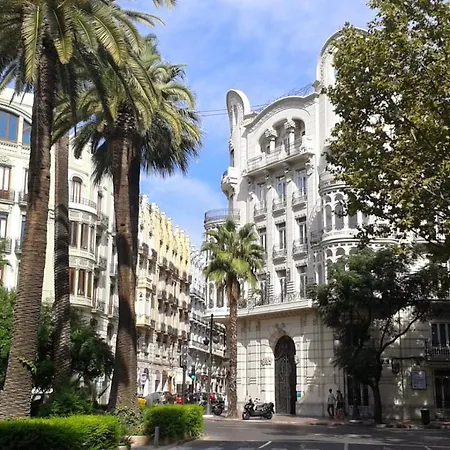 Tranquilo Y Acogedor En El Centro De La Ciudad شقة *