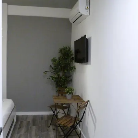 Intimo Y Acogedor Algunos Con Bañera Hidromasaje Apartamento