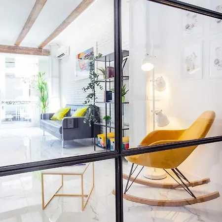 Modern&confort Premium Concept Ruzafa , דירה