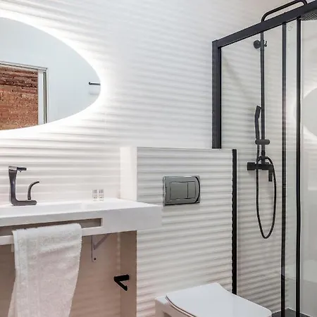 Modern&confort Premium Concept Ruzafa , דירה *