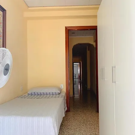 Cheap Homestay Valencia