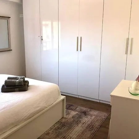 Beautiful And Renovated In The Center Valência