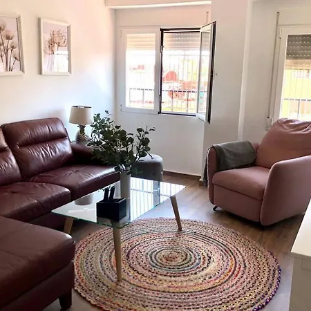 Beautiful And Renovated In The Center Apartamento Valência