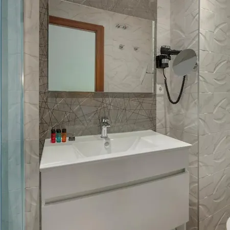 Sh Palace (adults Only)