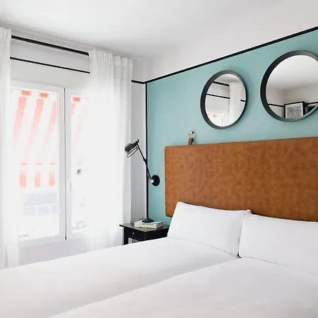 ベッド・アンド・ブレックファスト The Little Corner