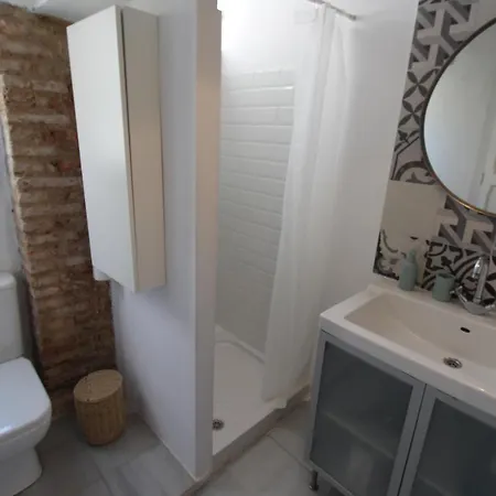 Piso En El Carmen Cerca Del Mercado Apartament