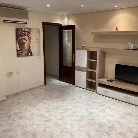 Apartamento A 100 Metros De La Playa Malvarrosa Апартаменты *