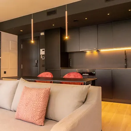 Luxury - Sea Port Ii *