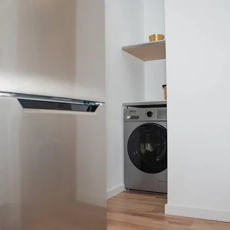 Soraya's Place - Chopin 1 *