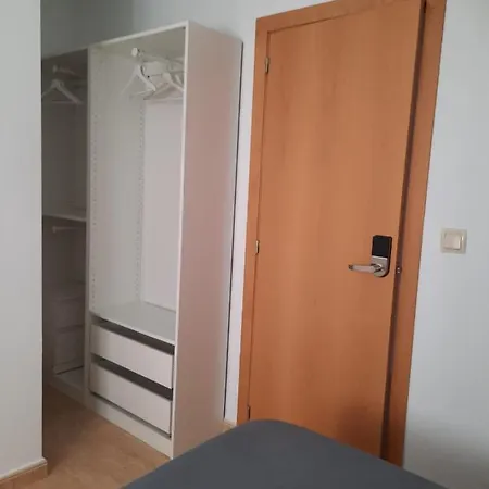 ホテル Single In My At The Beach バレンシア