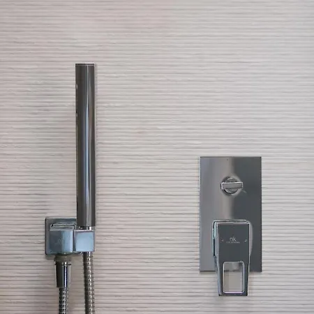 Myr Plaza Mercado & Hotel