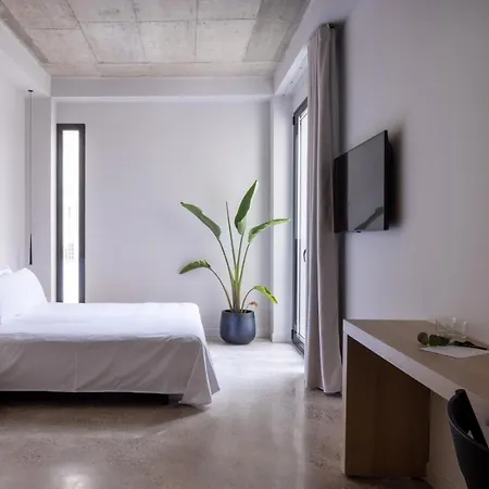 Yours Boutique Hotel *