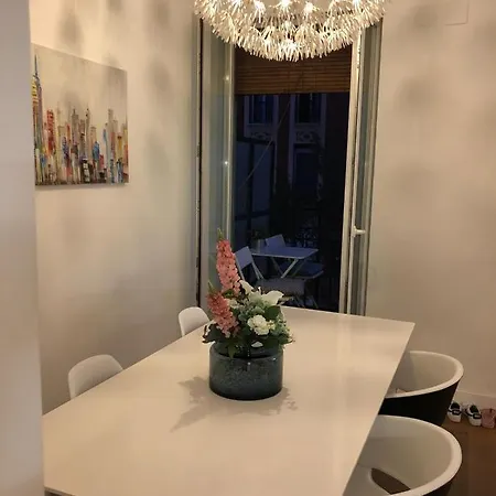 Impresionante En Ruzafa Al Lado Del Mercado Daire Valensiya