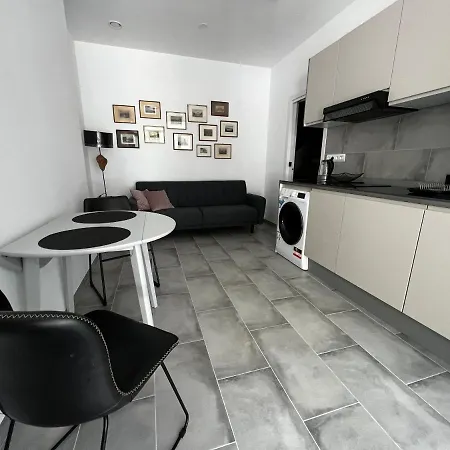 10Min To The Beach And 10Min To The City Centre Апартаменты