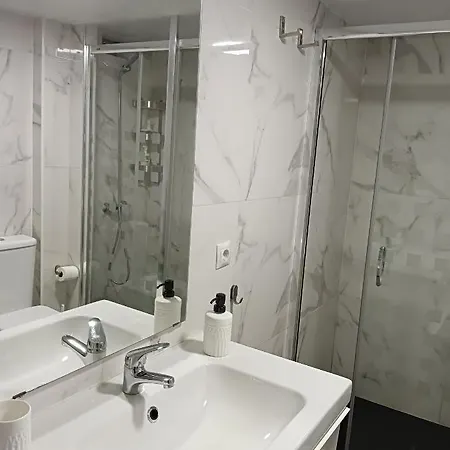 Apartment Luminoso Cerca De La Playa Y Puerto *