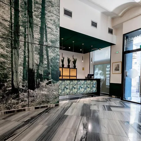 Petit Palace Plaza De La Reina Hotell