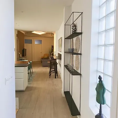 Apartman Hall Market *