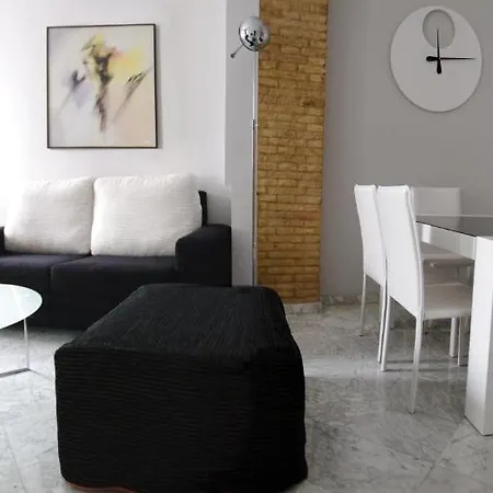 Hotel Torres De *