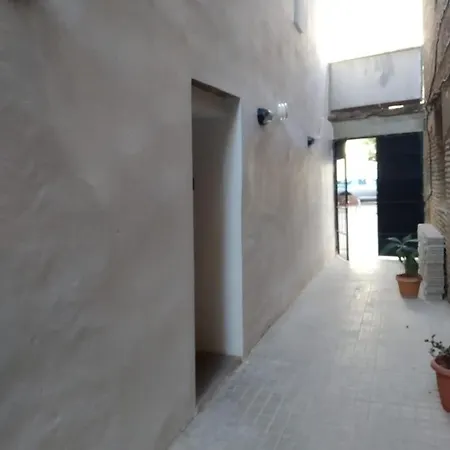 Konukevi Serrano 3*
