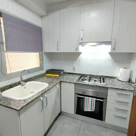 Accommodatie bij particulieren Habitacion En Alquiler, Valencia / Room For Rent, Valencia *