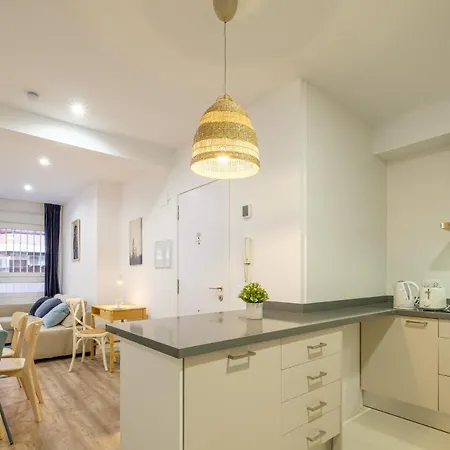 With Open-air Space *