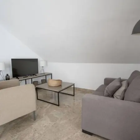 Marina Playa Apartment *