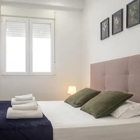 Апартаменты Spacious Penthouse With Private Terrace Валенсия