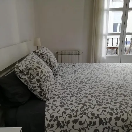 Junto Al Mercado De Ruzafa