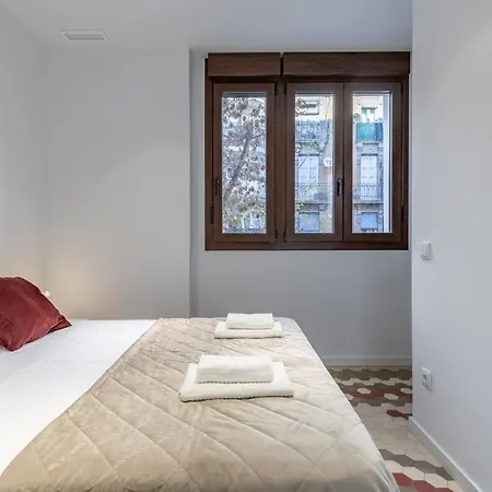 With Antique Floor & Lots Of Sun Light Valencia