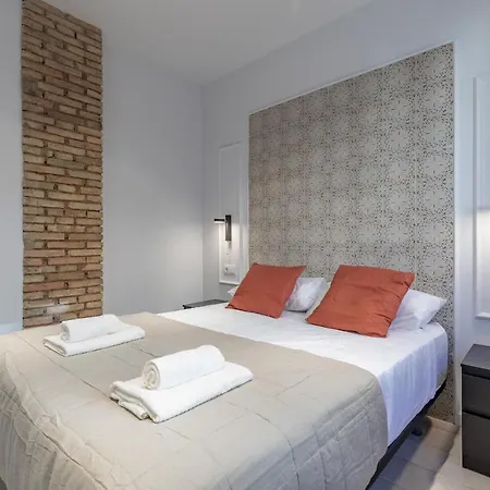 Hotel apartamentowy Modern Close To Centre 4*