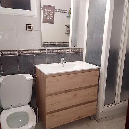 Tourist Quarto em Acomodações Particulares *