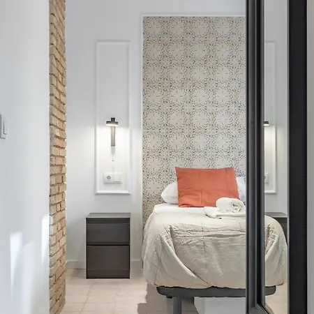 Modern Close To Centre Hotel apartamentowy Walencja