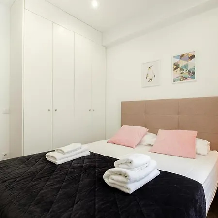 Modern, Stylish Daire