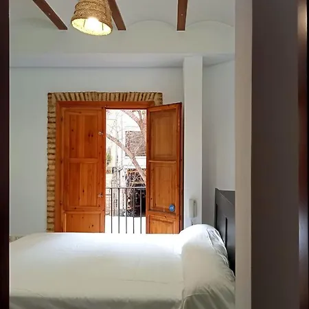 Con Encanto En Pleno Casco Antiguo Ron Valenciayole