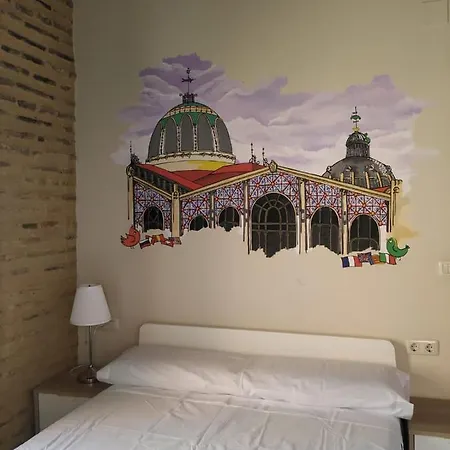 Con Encanto En Pleno Casco Antiguo Ron Valenciayole Валенсия