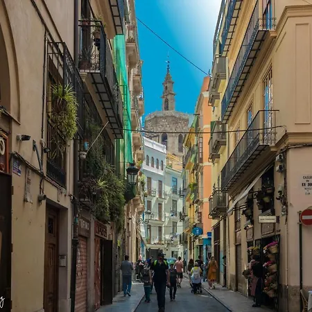 Apartman Luminoso. Comodo. Acogedor. Wifi. Junto A Ave Valencia