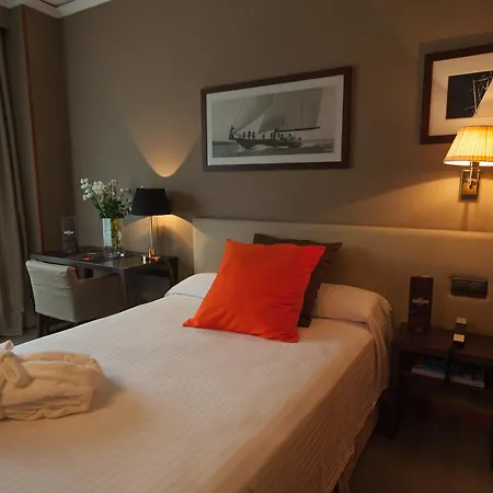 מלון Conqueridor