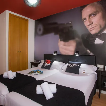 Casual Del Cine Otel Valensiya
