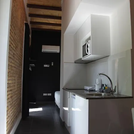 Soho Aparthotel 3*