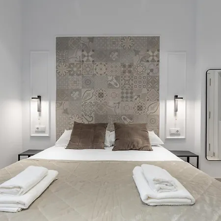 Comfortable Close To Centre 4* Валенсия