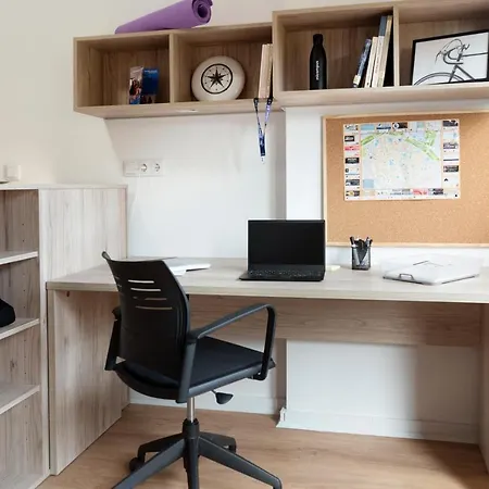 Juvenil Colegio Mayor Galileo Galilei Apartamento