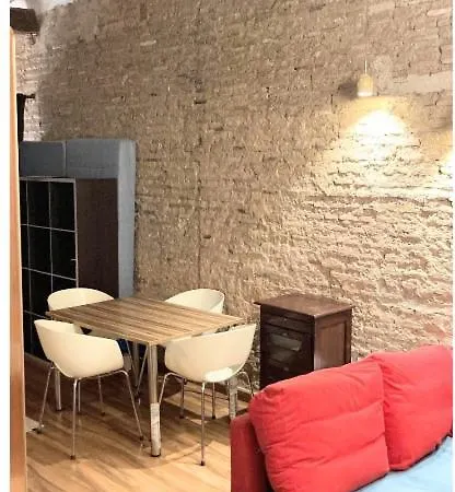 Apartment 4 Loft Temporal En Ciutat Vella