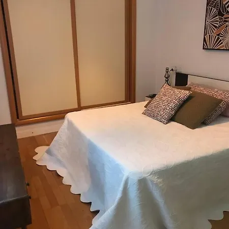 Junto Ayuntamiento De Valencia