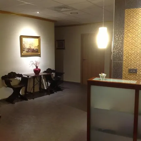 Bisbal Only Adults No Ac Valenza