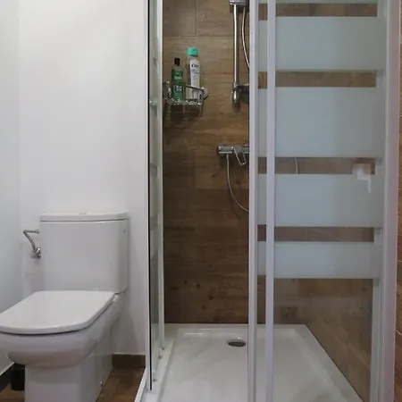 布哈迪拉公寓 *