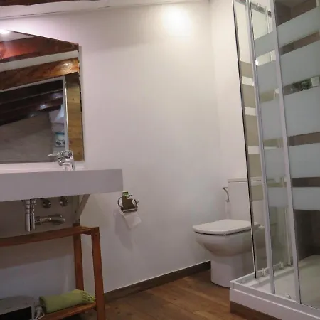 布哈迪拉公寓 * 瓦伦西亚