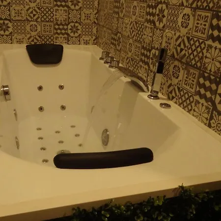 Pensionat Cozy - Banera Hidromasaje