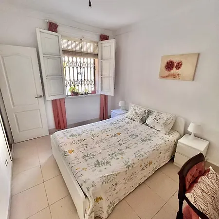 Alex And Renate Апартаменты Валенсия