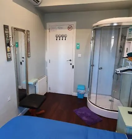 Habitación Cerca Del Centro Quarto em Acomodações Particulares